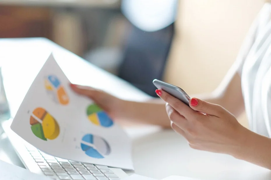 Podstawy Google Ads: Jak rozpocząć skuteczną kampanię reklamową online?